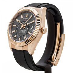 Rolex Sky-Dweller 326235